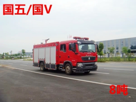 國(guó)五重汽T5G 6噸水罐消防車